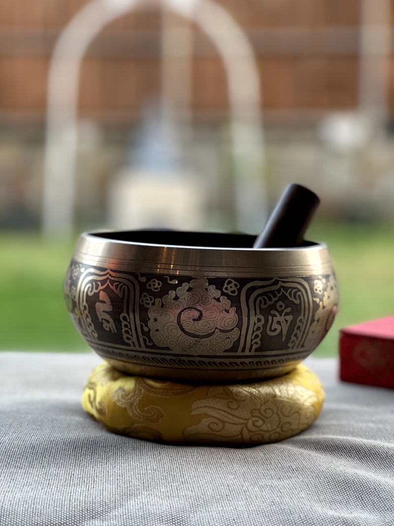 Etched Singing Bowl with Cushion and Mallet, 6 inch Om Mane Padme Hum and Double Dorje