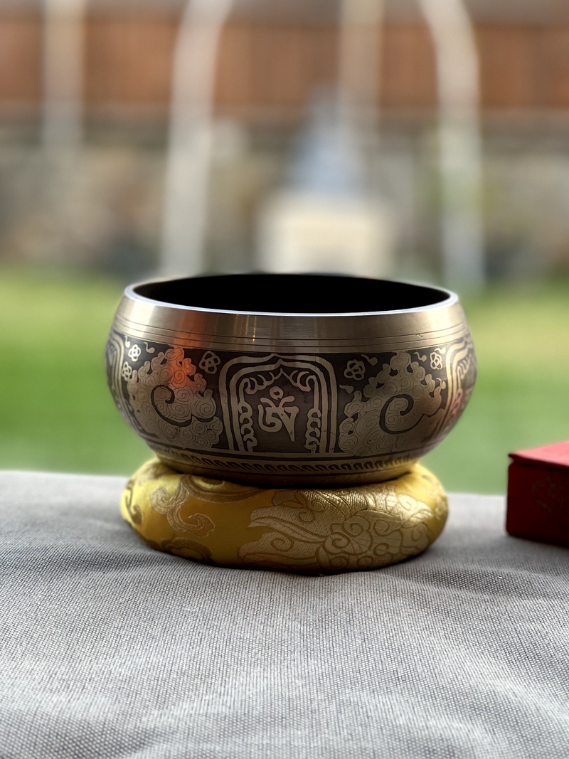 Etched Singing Bowl with Cushion and Mallet, 6 inch Om Mane Padme Hum and Double Dorje